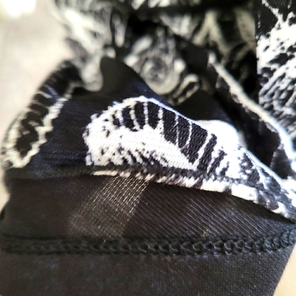 EC STYLE & CO. BLACK AND WHITE SLEEVELESS DRESS SZ.M - Picture 3 of 4